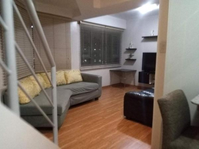 Spacious 1 Br loft type unit